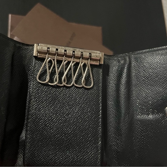 -SOLD Louis Vuitton 6 key & card holder Authentic - Picture 6 of 6